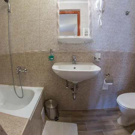 بيت ضيافة Centrum Říčany